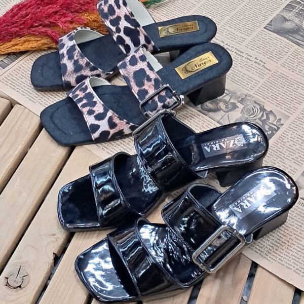 دمپایی بغل سگک